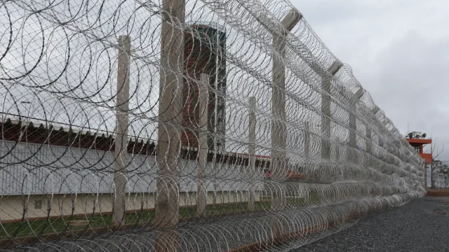 Sancionada lei que endurece pena a condenados por morte de policiais
